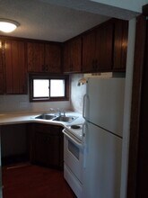 8217-8221 Zane Ct N in Minneapolis, MN - Building Photo - Building Photo