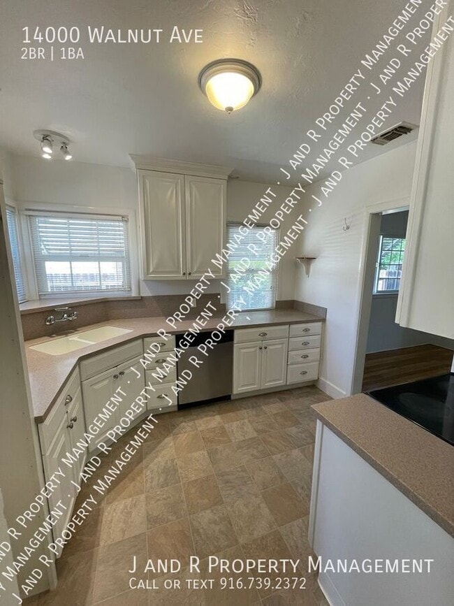 14000 Walnut Ave in Walnut Grove, CA - Building Photo - Building Photo