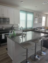 211 N Vincent Ave in West Covina, CA - Building Photo - Building Photo