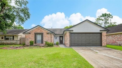 2503 Lively Ln in Sugar Land, TX - Building Photo - Building Photo