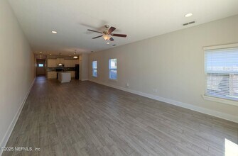115 11th St N in Jacksonville Beach, FL - Foto de edificio - Building Photo