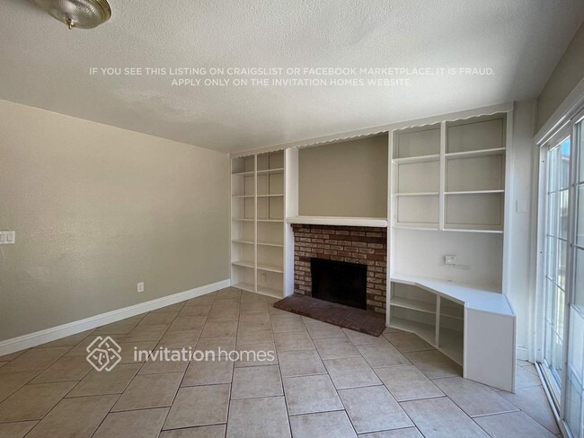 4430 Bollenbacher Ave in Sacramento, CA - Building Photo - Building Photo