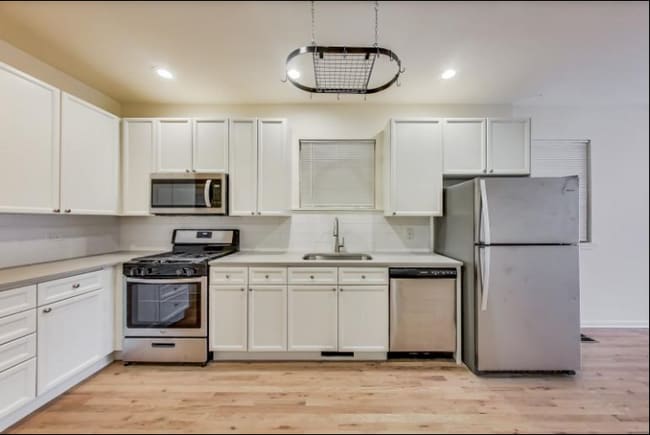 property at 2817 N Damen Ave