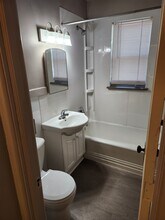 610 Sycamore St, Unit #3 in Niles, MI - Building Photo - Building Photo