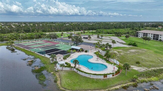 175 Kings Hwy in Port Charlotte, FL - Building Photo - Building Photo