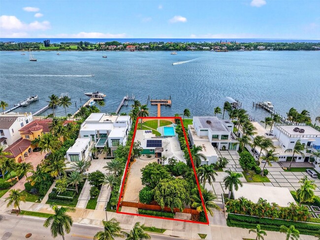 property at 2910 N Flagler Dr