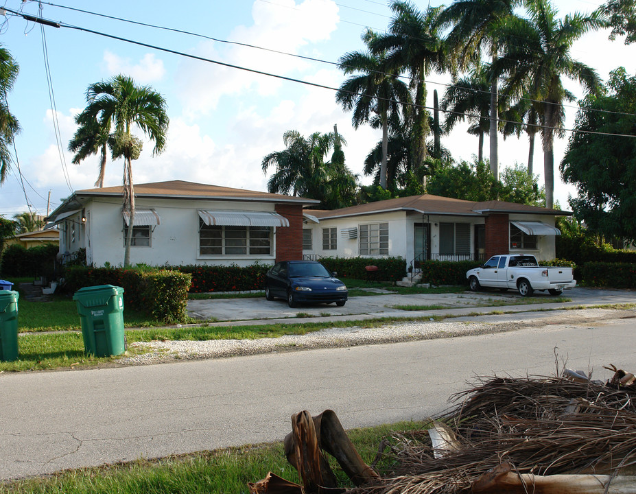 1417 NE 116th St in Miami, FL - Building Photo