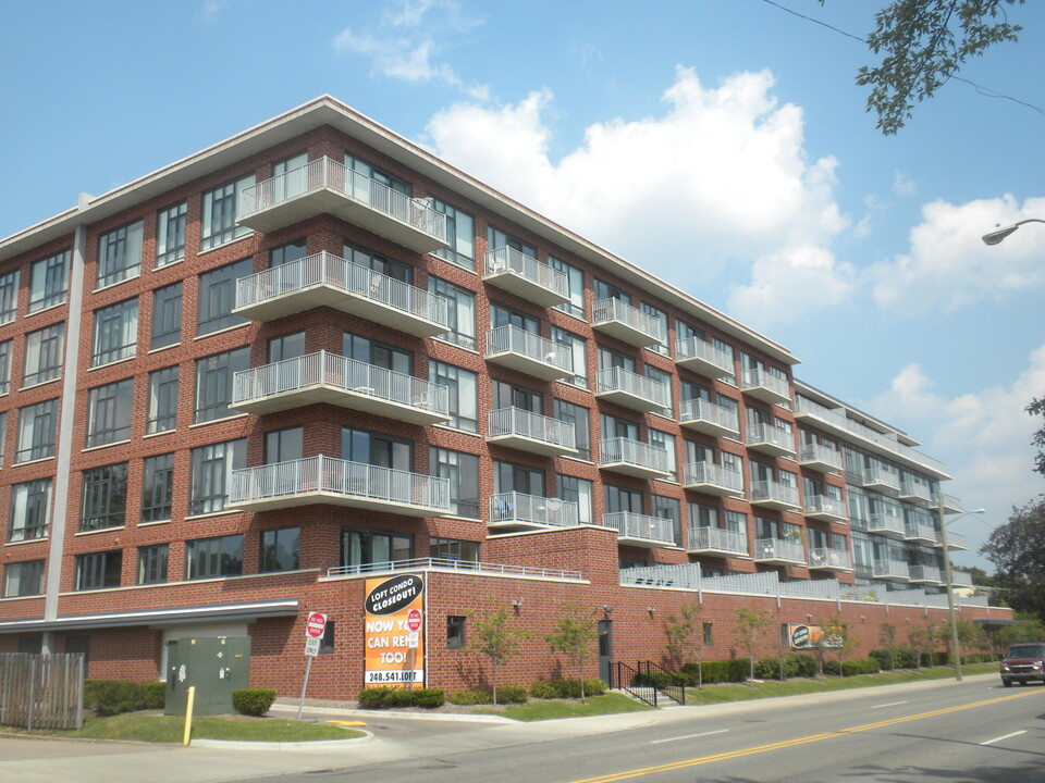 SkyLofts Marketsquare in Royal Oak, MI - Building Photo