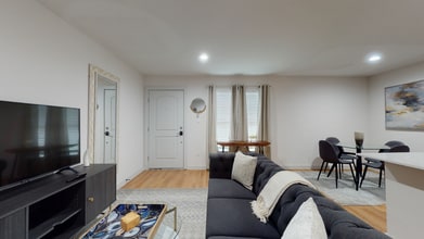 Hoskins 90 at Bishop Ridge in Dallas, TX - Building Photo - Building Photo