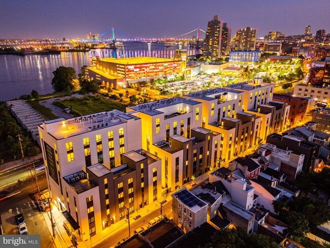 property at 1130 N Delaware Ave