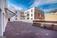 2 E Wheeling St photo'