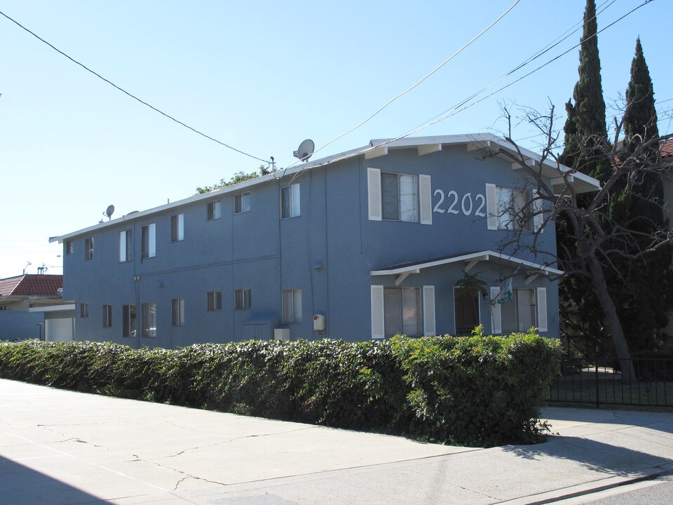 2202 Mathews Ave in Redondo Beach, CA - Building Photo