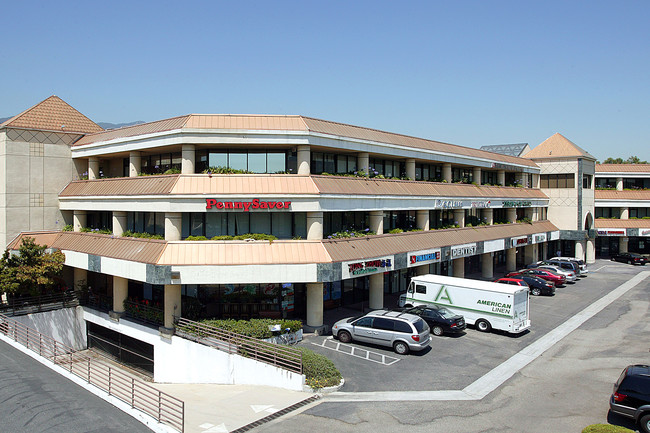 Casas Alquiler en West Arcadia, CA