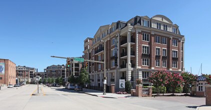 The Ritz-Carlton Residences in Baltimore, MD - Building Photo - Building Photo