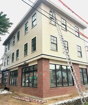 427 Lafayette Rd in Hampton, NH - Building Photo