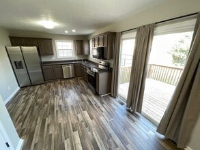 4974 Bell Ave in Shelbyville, KY - Building Photo - Building Photo