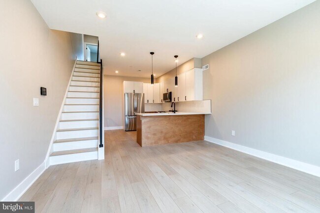 2048 N 3rd St in Philadelphia, PA - Building Photo - Building Photo