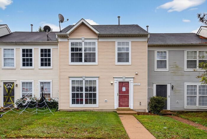 46091 Maria Way in Lexington Park, MD - Building Photo