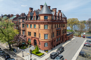 The Residences at Hooper Mansion Apartments