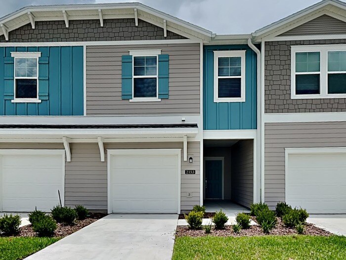 2153 Windward Cay Ln in Middleburg, FL - Building Photo