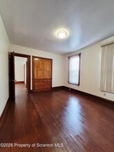 109 Salem Ave in Carbondale, PA - Building Photo - Building Photo