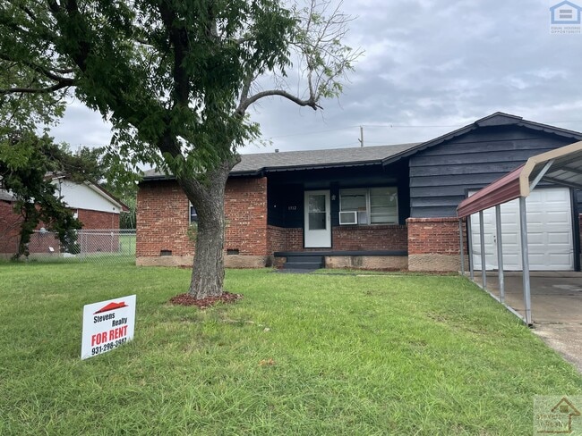 1512 NW 43rd St in Lawton, OK - Building Photo - Building Photo