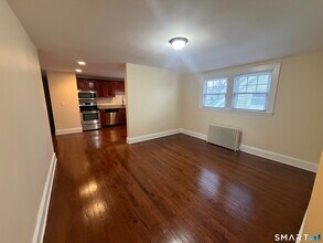 786 Farmington Ave in West Hartford, CT - Building Photo - Building Photo