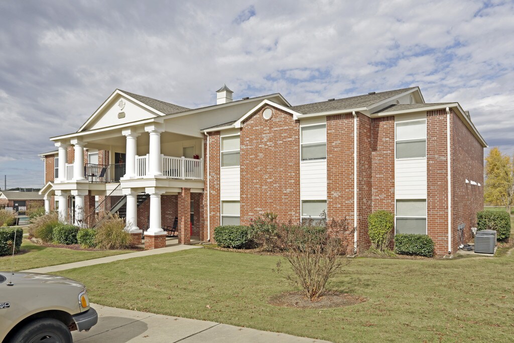 Copperstone I/II Apartments in Bentonville, AR