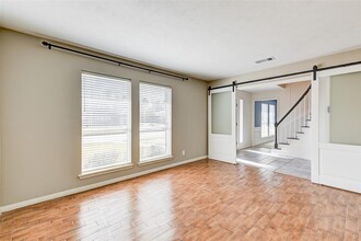 16339 Clearcrest Dr in Houston, TX - Building Photo - Building Photo