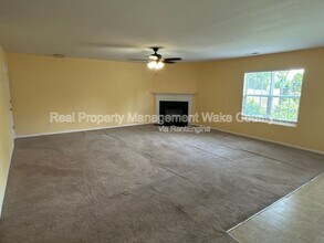 5323 Seaspray Ln in Raleigh, NC - Building Photo - Building Photo