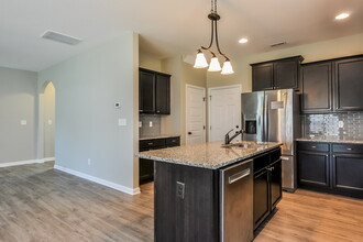 109 W Webber Ln in Clayton, NC - Building Photo - Building Photo