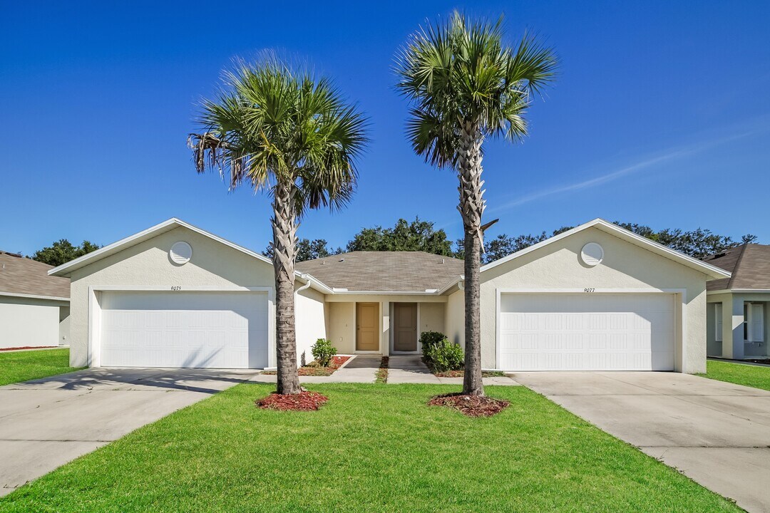9077 Aegean Cir in Lehigh Acres, FL - Building Photo