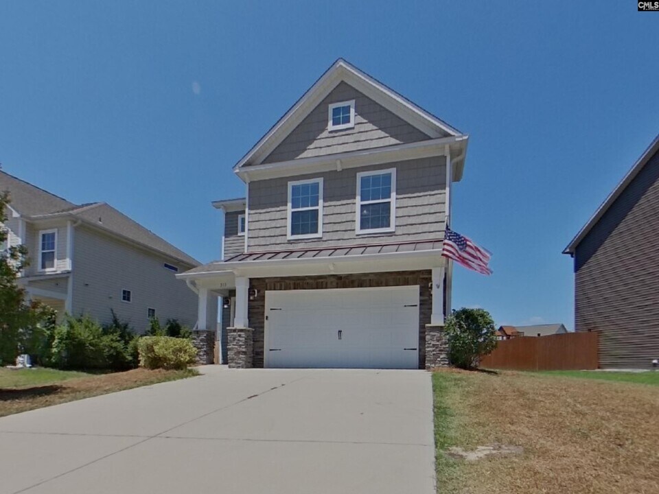 313 Fairford Rd in Blythewood, SC - Building Photo