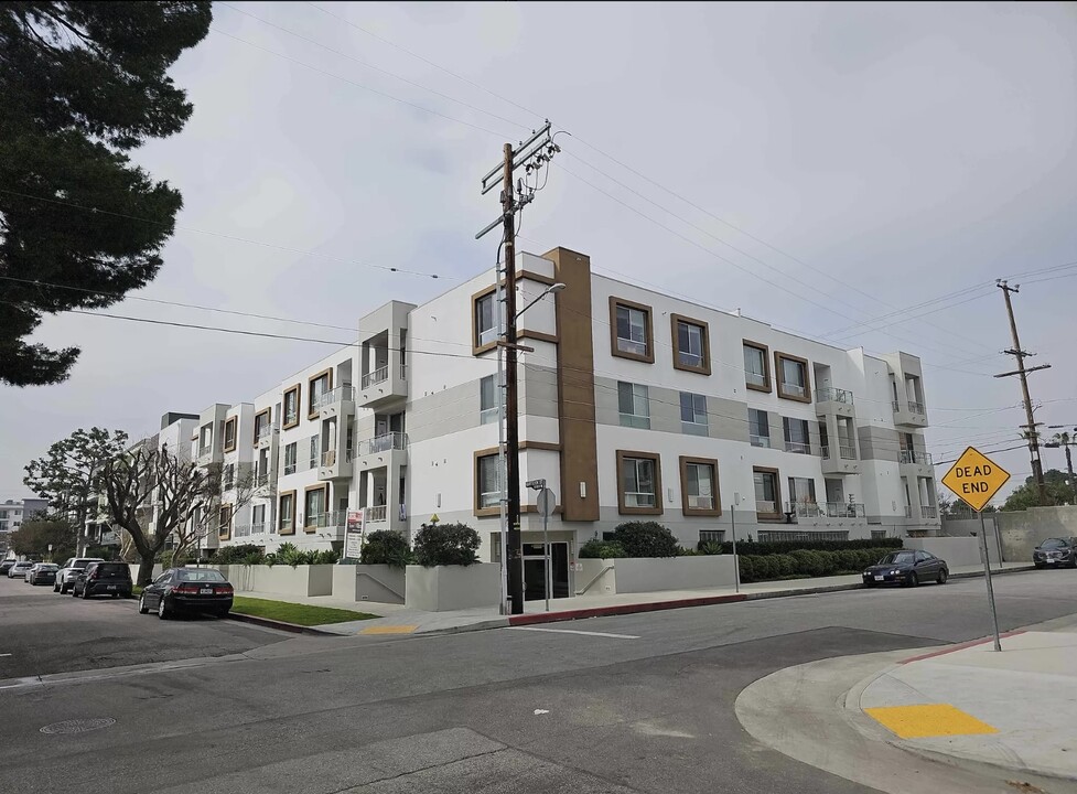 10908 Hartsook St, Unit 306 in North Hollywood, CA - Building Photo