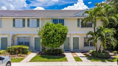 9968 NW 57th Manor in Coral Springs, FL - Foto de edificio - Building Photo