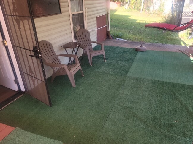 property at 5898 Manchester Ln