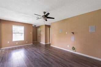 202 Norview Dr in Houston, TX - Foto de edificio - Building Photo