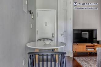 221 Mott St in New York, NY - Building Photo - Building Photo