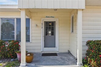 612 Canal Rd in Siesta Key, FL - Building Photo - Building Photo