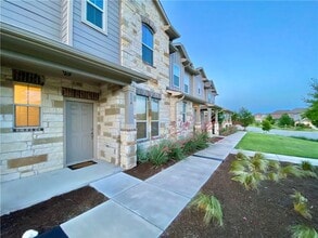 114 Adage Dr in Pflugerville, TX - Building Photo - Building Photo