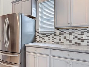 8250 Nemours Pkwy in Orlando, FL - Building Photo - Building Photo
