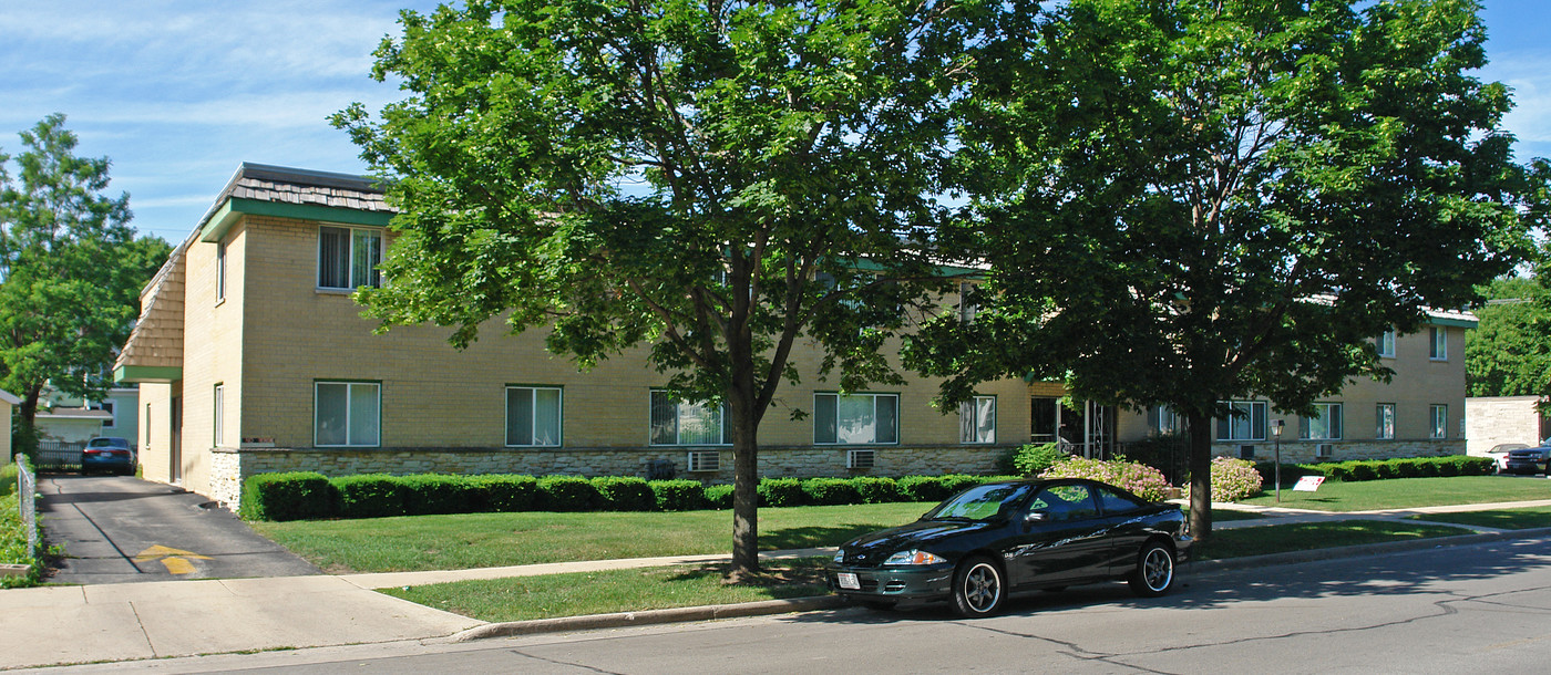 88 4th St in Fond du Lac, WI - Foto de edificio