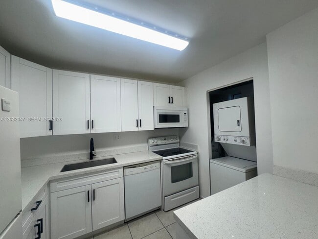 property at 8000 S Colony Cir