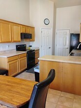 1439 S Northern Vw Dr in Cedar City, UT - Foto de edificio - Building Photo