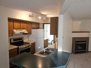 3676 Harris Ave NW in Canton, OH - Building Photo - Building Photo