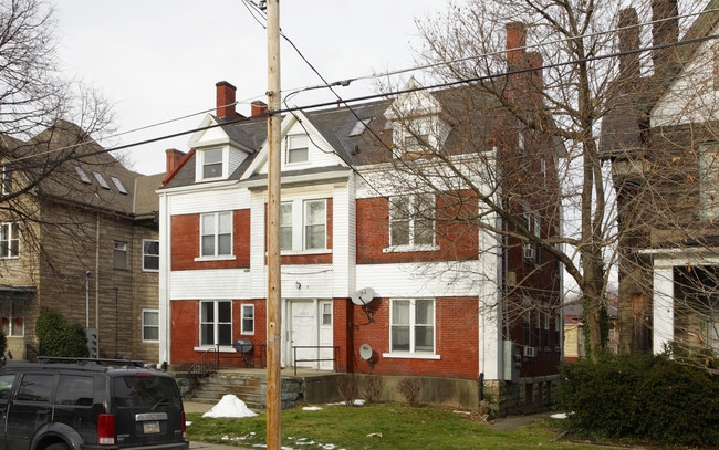 6733 Thomas Blvd in Pittsburgh, PA - Building Photo - Building Photo
