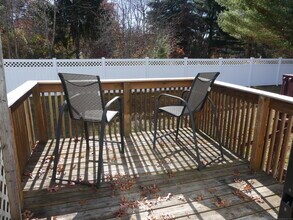 33 Spring St in Plainville, CT - Building Photo - Building Photo