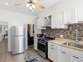 1211 N Caroline St in Baltimore, MD - Building Photo - Building Photo