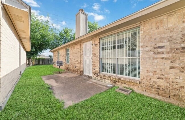 13523 Bonilla Ln in Houston, TX - Building Photo - Building Photo