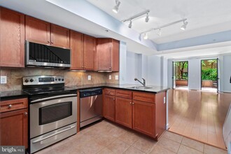 631 D St NW, Unit 245 in Washington, DC - Building Photo - Building Photo